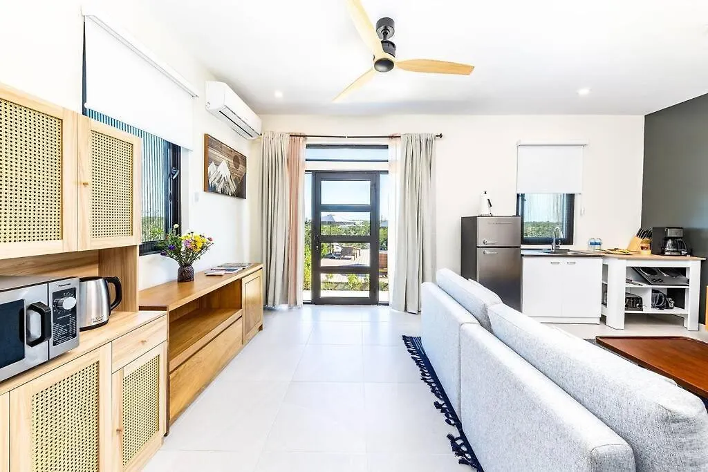 Onyx I Long Bay Retreat I Luxury Stay Near Grace Bay & Long Bay Beach Apartament